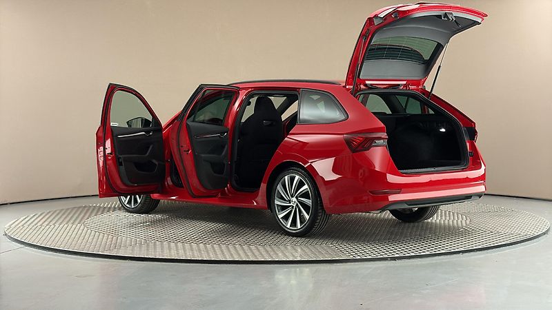 Škoda Octavia 1.5 TSI Style Combi - fotka 7 z 27