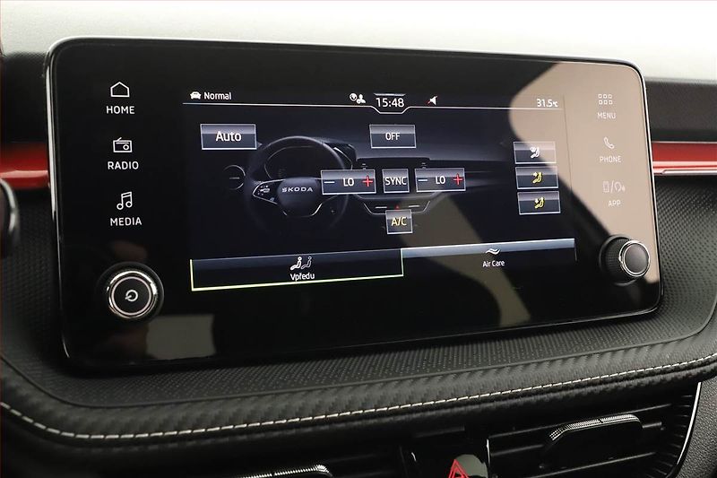 Škoda Fabia (2025) 1.0 TSI, MONTE CARLO, AUTOMAT - fotka 16 z 20