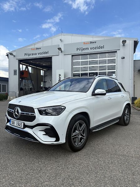 Mercedes-Benz GLE (2024) 450d 4MATIC - fotka 4 z 15