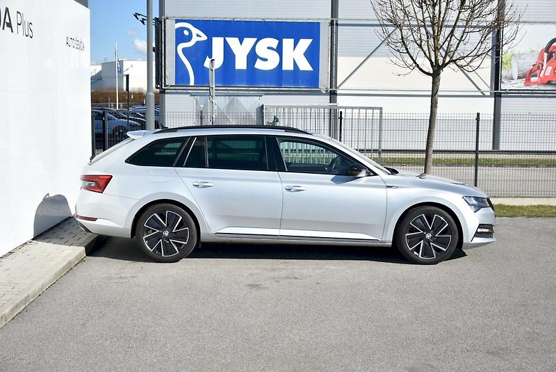 Škoda Superb (2023) Combi Sportline 1.5 TSI 110kW - fotka 13 z 35