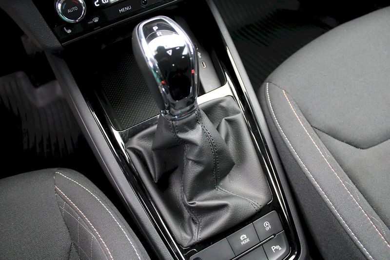 Škoda Kamiq (2024) Fresh 1.0TSI / 81kW 7°DSG - fotka 18 z 24