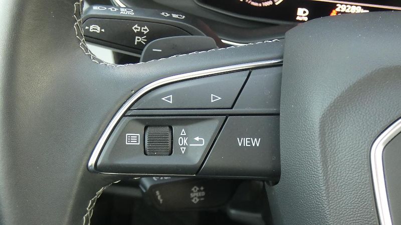 Audi Q8 55 TFSI quattro tiptronic - fotka 12 z 26