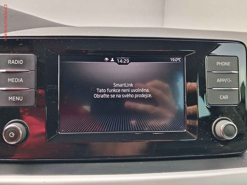 Škoda Scala (2020) 1.0 TSi, 1.maj,ČR, Ambition - fotka 18 z 20
