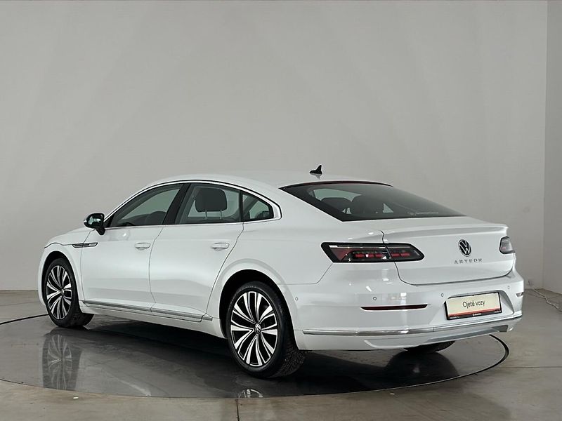 Volkswagen Arteon Elegance DSG - fotka 15 z 29