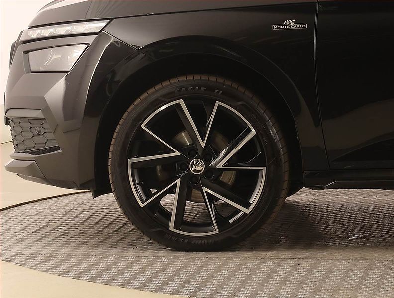 Škoda Kamiq (2021) Monte Carlo 1.0 TSI - fotka 15 z 28