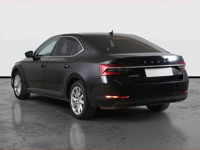 Škoda Superb (2019) 2.0 TDI, 4X4, Automat, Kůže - fotka 4 z 21