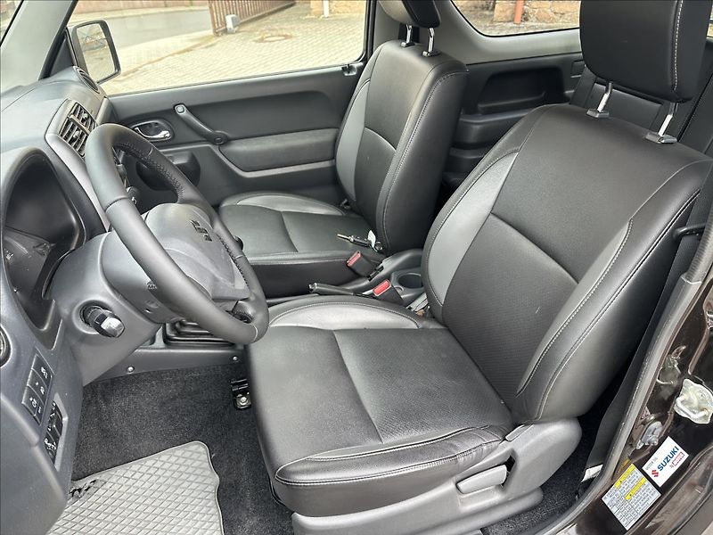 Suzuki Jimny 1,3 4x4 KLIMA - fotka 12 z 19