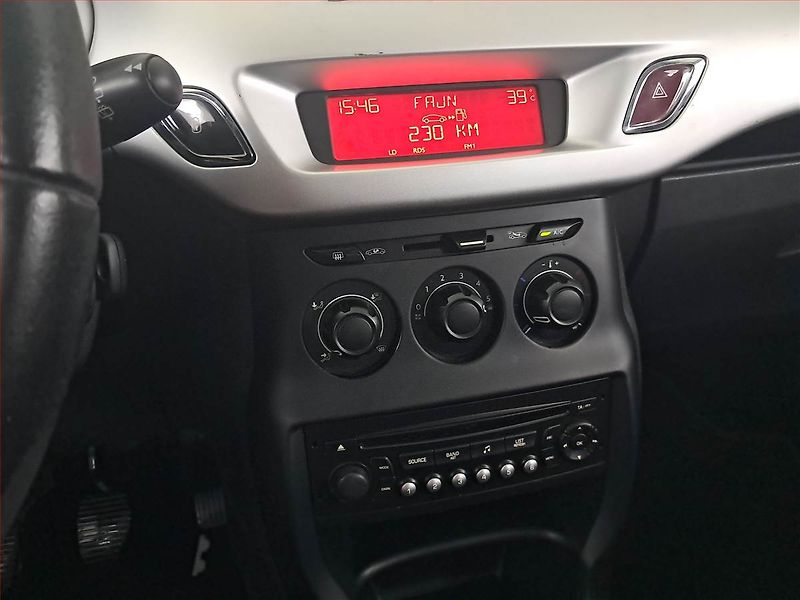 Citroën C3 (2011) 1.4 i, ČR,1.maj, po STK, Tažné - fotka 12 z 15