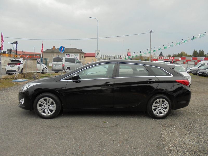 Hyundai i40 (2013) 1.6 GDI- KLIMA- SERVISKA - fotka 4 z 12