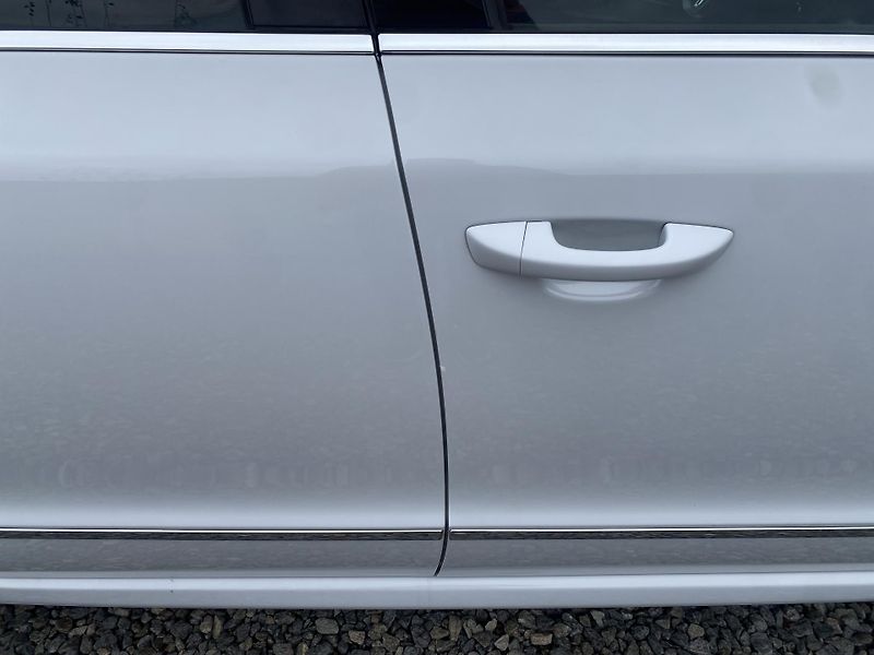 Škoda Superb 2.0TDi 4x4 170PS DSG L+K COMBI - fotka 56 z 158