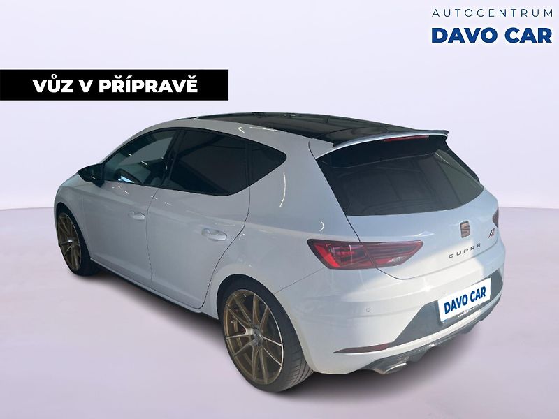 Seat Leon Cupra 2,0 TSI 221 kW Cupra SC - fotka 2 z 12