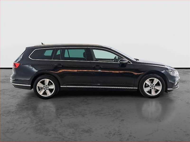 Volkswagen Passat (2021) Elegance 2.0 TDI - fotka 6 z 24