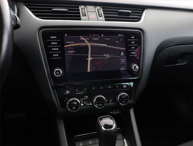 Škoda Octavia (2018) Style 2.0 TDI, Automat - fotka 10 z 19