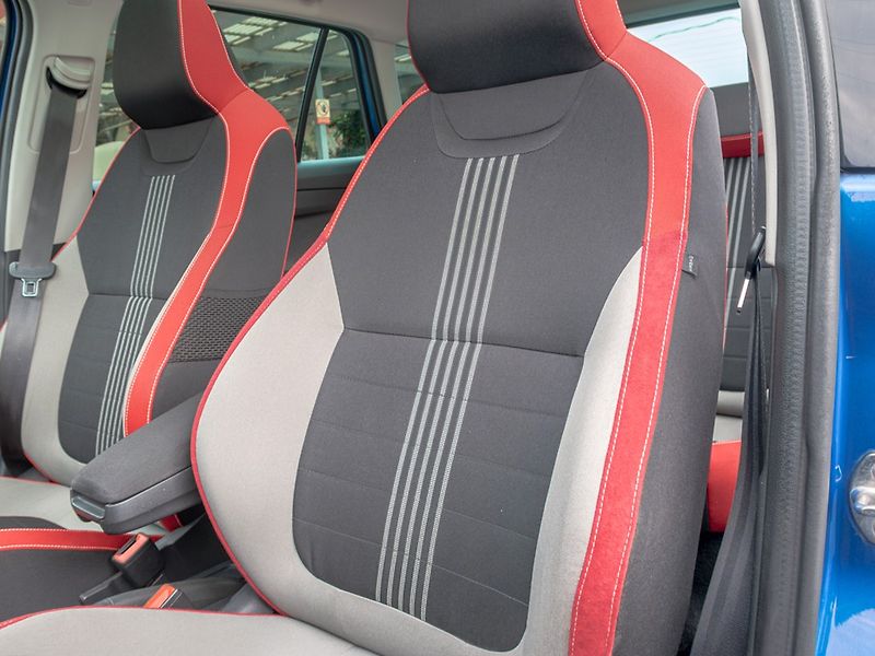 Škoda Fabia (2016) ČR 1.2T 81KW MONTE CARLO - fotka 16 z 50
