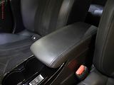 Peugeot 2008 (2020) 1.2 PT, GT, AT, navi, LED - náhled 23