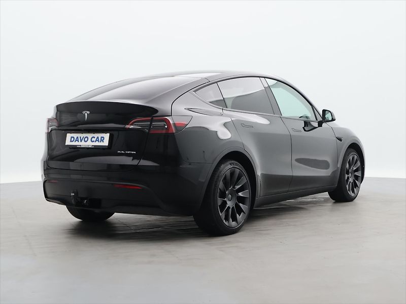 Tesla Model Y LR AWD sOH 92% 1.Maj DPH - fotka 7 z 32