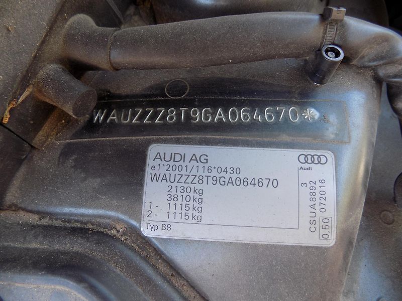 Audi A5 2,0 TDI S-LINE, ALCANTARA, TOP - fotka 45 z 50