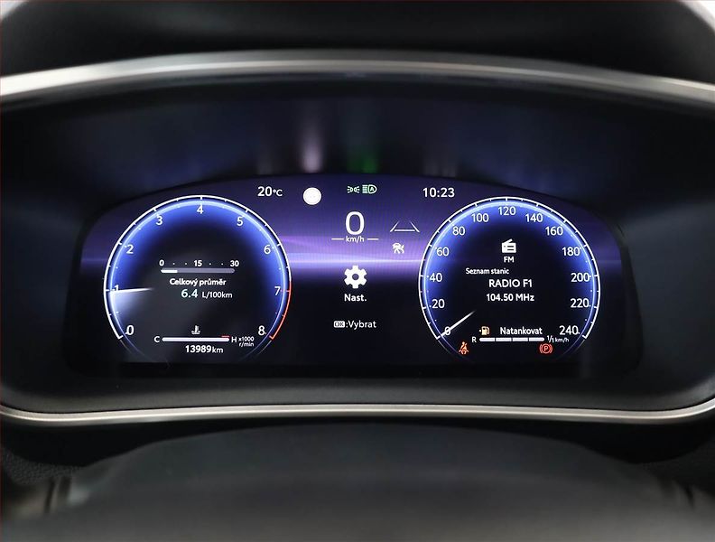 Toyota Corolla (2024) 1.5 VVT-i, Serv.kniha - fotka 9 z 20