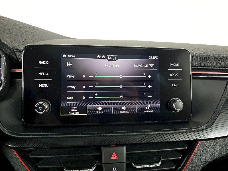 Škoda Scala (2021) 1.5TSi 110kW 6MT MONTE CARLO - fotka 21 z 33