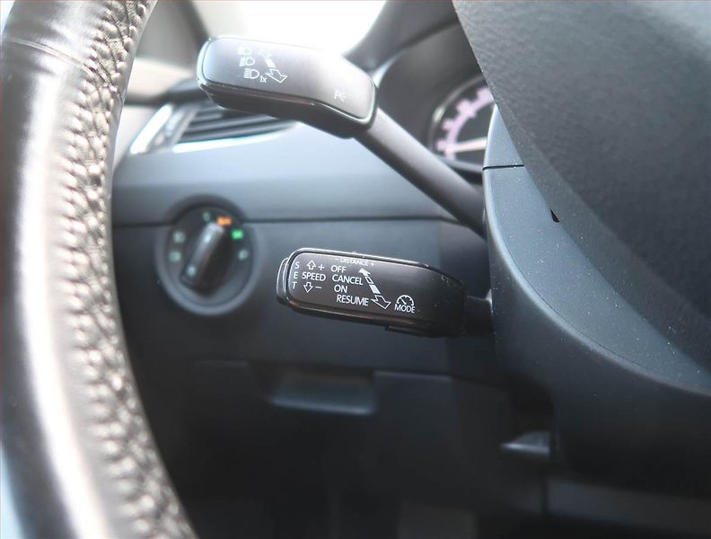 Škoda Octavia (2018) Ambition 2.0 TDI, Automat - fotka 19 z 21