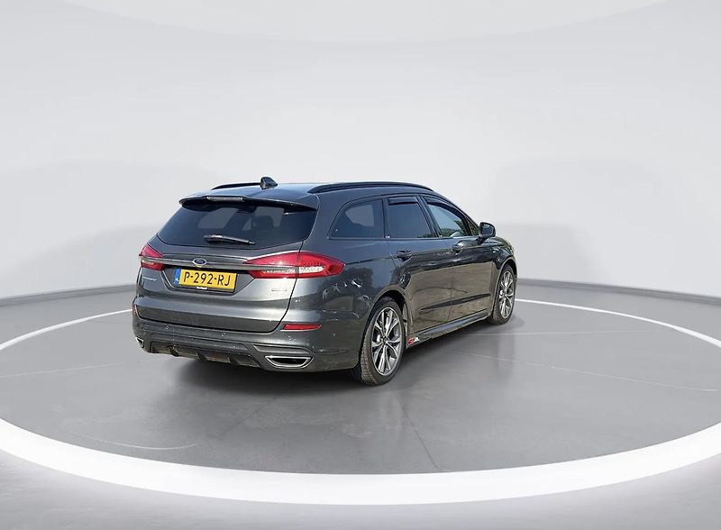 Ford Mondeo (2020) 2.0 HEV 138 kW eCVT ST-Line - fotka 3 z 19
