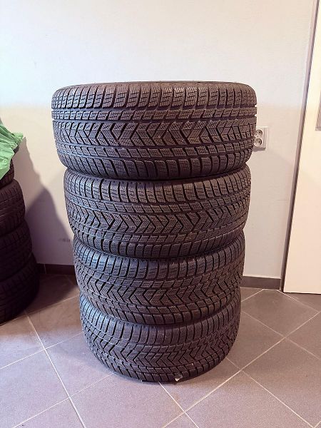 Mercedes-Benz GLE 400d 4MATIC, ČR, AIRMATIC, Mas - fotka 32 z 34