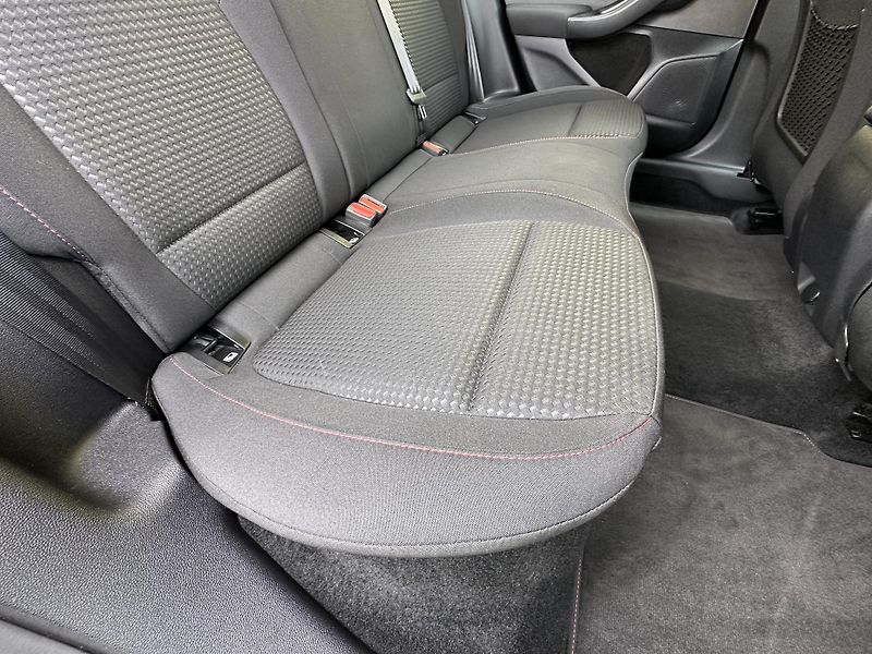 Ford Focus (2024) KOMBI ST LINE 1.5/85kW * LED - fotka 28 z 43