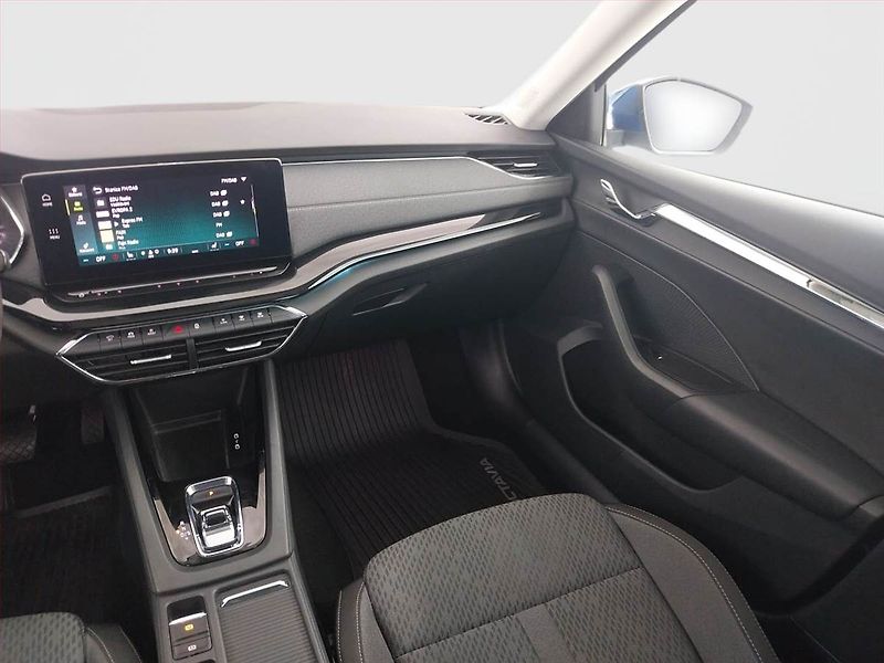 Škoda Octavia (2022) Style 2.0 TDI, Automat - fotka 8 z 21