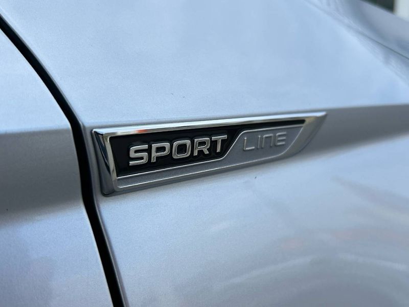 Škoda Karoq (2022) 1.5 TSI 7DSG Sportline - fotka 12 z 35