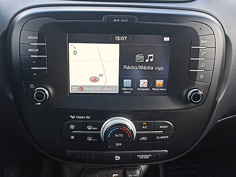Kia Soul (2017) 1.6 GDI 97kW tažné servis.knih - fotka 26 z 31