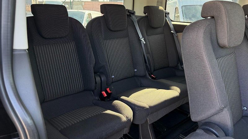 Ford Tourneo Custom (2017) 2.0TDCi 125kW*A/T*8míst*Tažne* - fotka 20 z 23