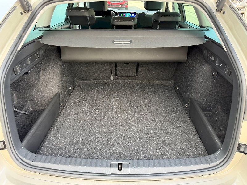 Škoda Octavia (2025) 1.5 TSI 110kW DSG Top Selectio - fotka 33 z 35