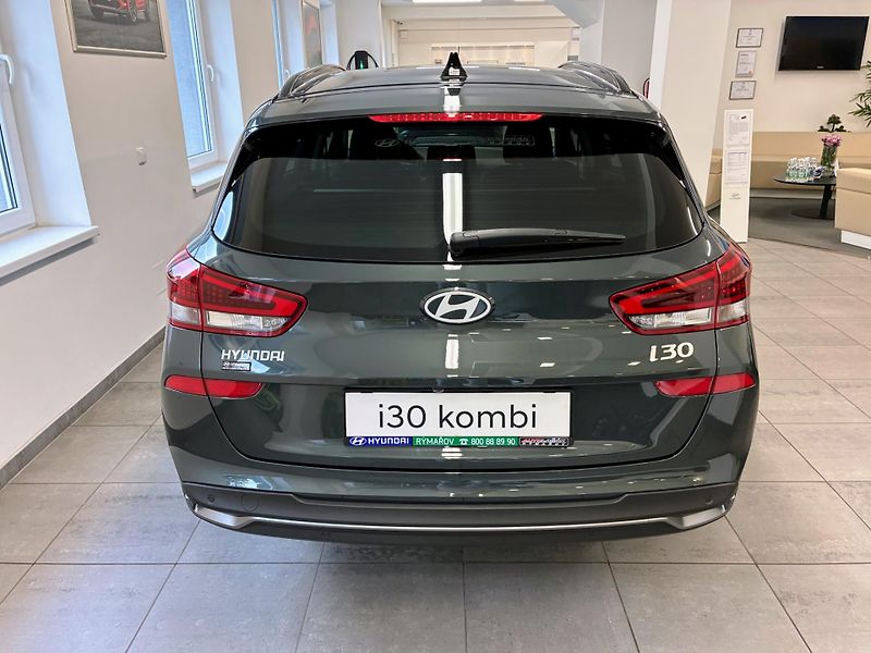Hyundai i30 1,6 T-GDi 110kW DCT GO CZECH - fotka 4 z 20