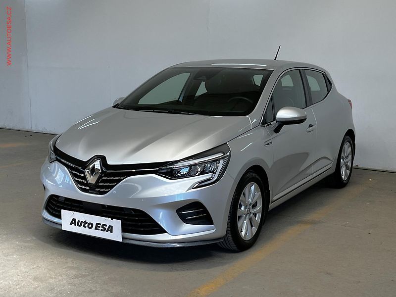 Renault Clio (2022) 1.0 TCe, 1.maj,ČR, Intense - fotka 3 z 15