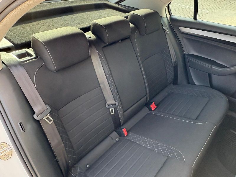Škoda Rapid 1.0TSI 81kW STYLE, ČR, DPH - fotka 26 z 31