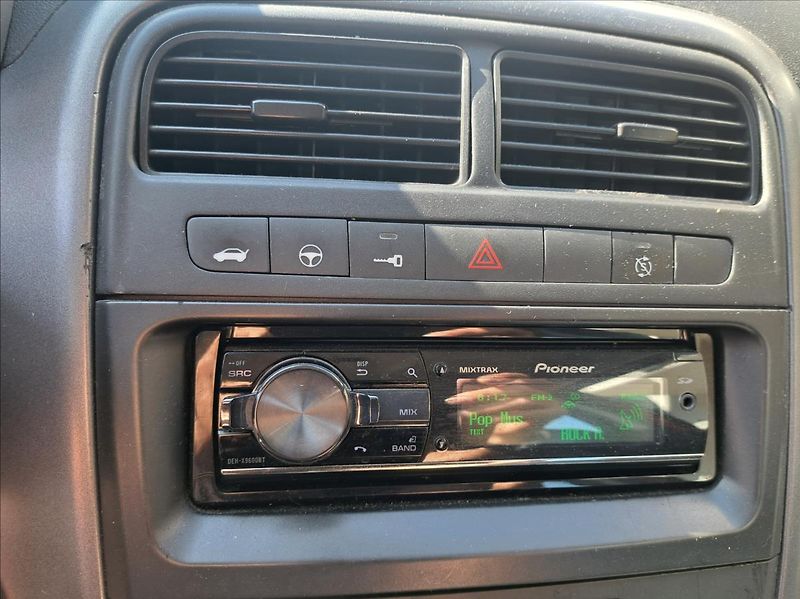 Fiat Punto 1,2 i - fotka 22 z 32