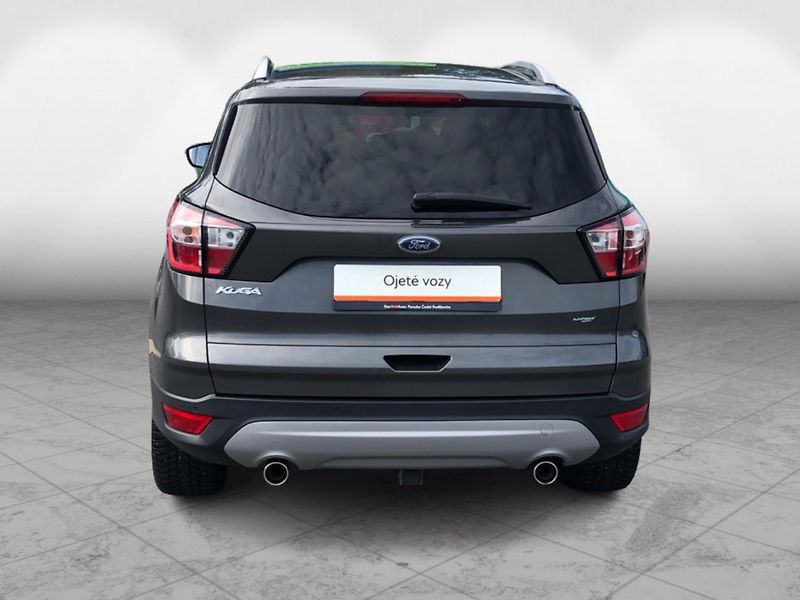 Ford Kuga 2.0 TDCi - fotka 9 z 29