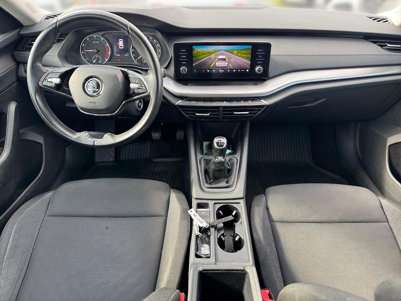 Škoda Octavia (2022) ACTIVE 1.5TSI 110kW TAŽNÉ DPH  - fotka 9 z 11