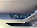 Škoda Superb (2015) 2.0 TDi 4x4, ČR, DSG, bixen - náhled 12