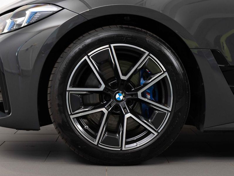 BMW Řada 4 430d xDrive - fotka 6 z 22