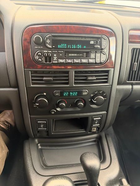 Jeep Grand Cherokee 2,7 CRDi 4X4 TZ -3360 Kg - fotka 17 z 18