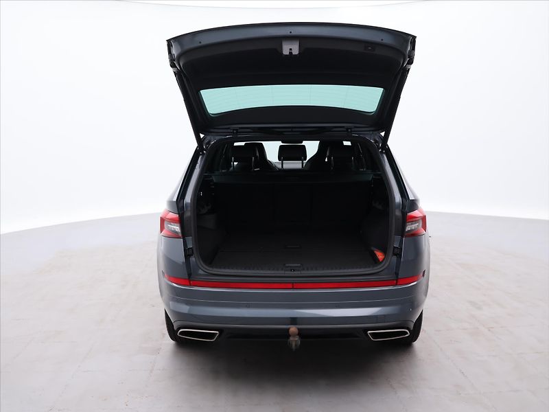 Škoda Kodiaq RS 2,0 TDI 176kW 4x4 DSG CZ - fotka 9 z 28