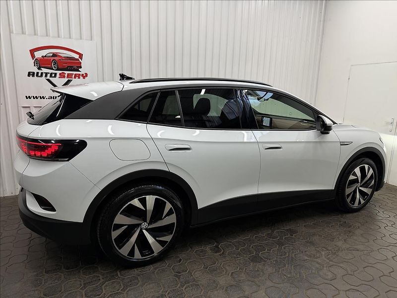 Volkswagen ID.4 150kW PRO PF. TAŽNÉ MATRIX LED - fotka 9 z 41