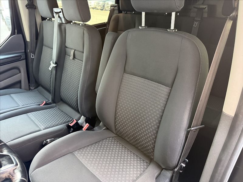 Ford Transit Custom 2,0 L2,96kW,6míst,1maj,po serv - fotka 10 z 25