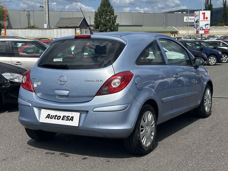 Opel Corsa (2007) 1.3CDi, 1.maj,ČR - fotka 4 z 15