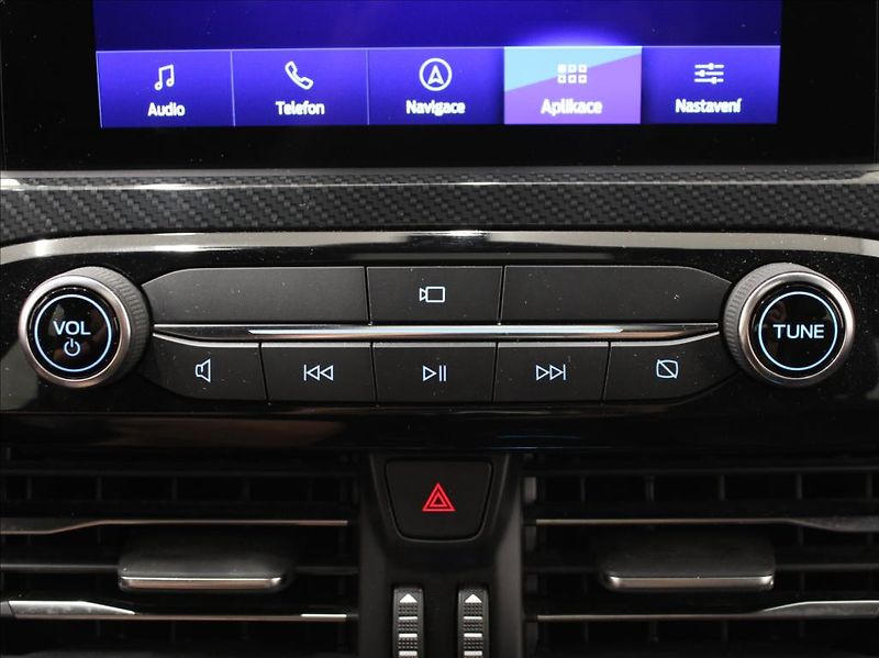 Ford Kuga 2,5 Hybrid 140kW ST-line X ČR - fotka 19 z 27