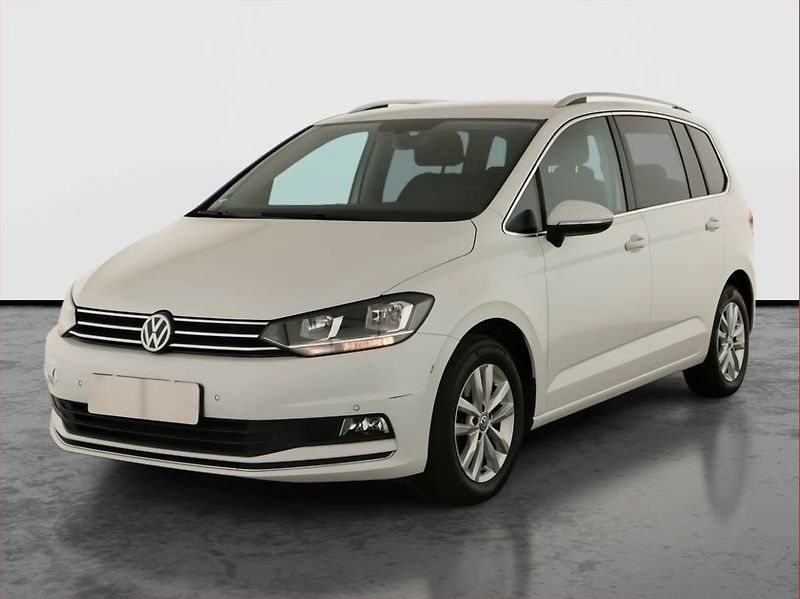 Volkswagen Touran (2019) 1.5 TSI - fotka 2 z 15