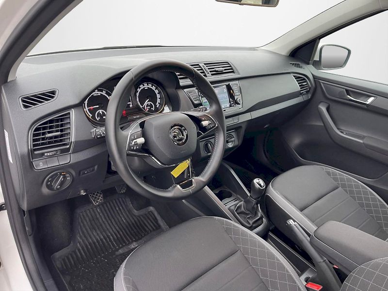 Škoda Fabia (2021) 1.0 TSI 70kW Ambition Plus Com - fotka 5 z 30