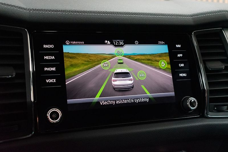 Škoda Kodiaq 2.0 TDI 110*DSG*ACC*KAMERA*DPH - fotka 25 z 38