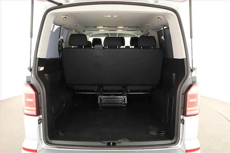 Volkswagen Caravelle (2017) Comfortline 2.0 TDI - fotka 11 z 17